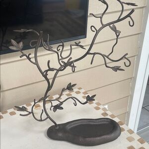 listing-status-banner